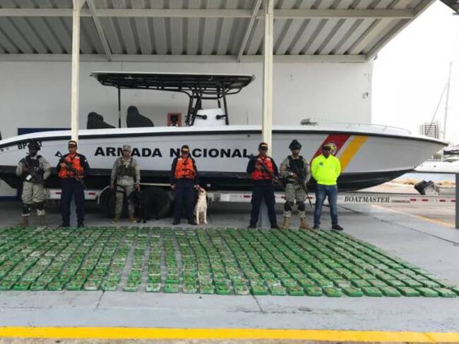 Incautan media tonelada de cocaína oculta en una playa de Cartagena