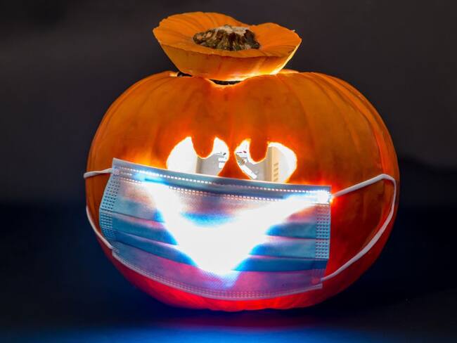 Gobierno insiste a mandatarios locales restringir la movilidad en Halloween