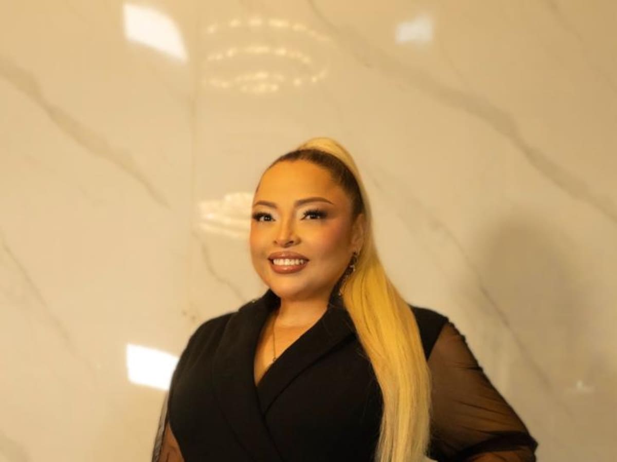 Yisell «La Voz Rosa»: la artista guajira que revoluciona el vallenato femenino este 2026