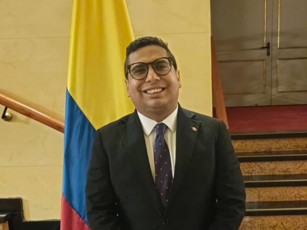 Petro incumplió promesa de embajadores de carrera, cargos apenas llegan al 30%: José Salcedo