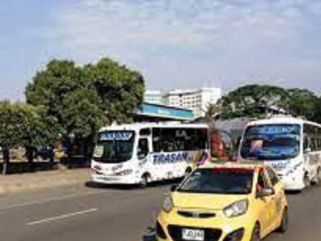 Líderes comunales rechazan aumento de transporte colectivo