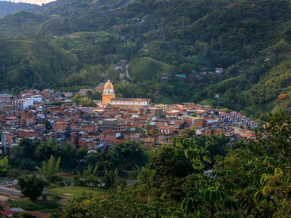 Ofrecen $30 millones de recompensa por información para encontrar a niña en San Rafael