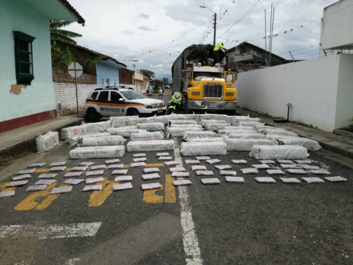 Incautan en vías del Valle marihuana avaluada en más de $1.200 millones