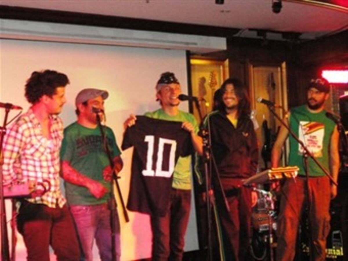 Dr Krápula celebra una década de música y reconocimientos internacionales