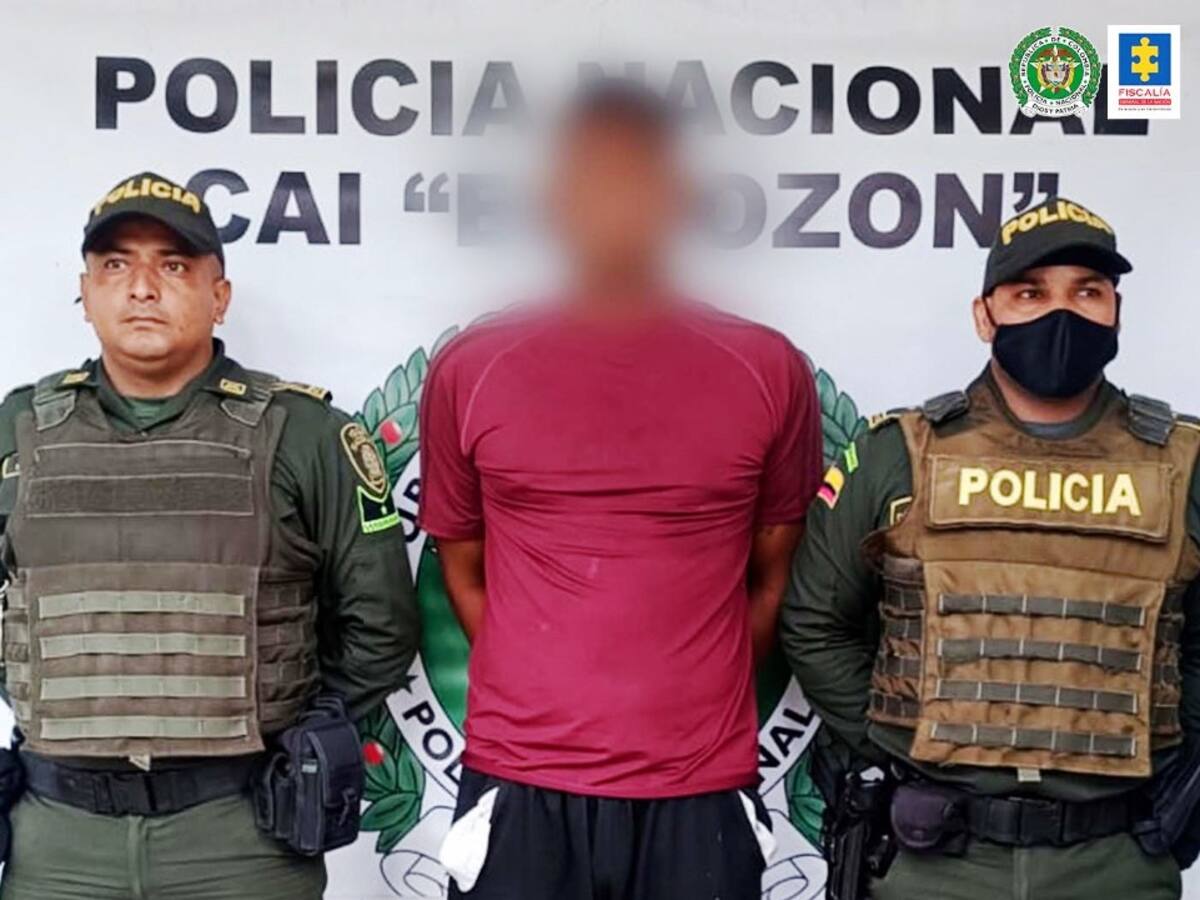 A prisión hombre que presuntamente golpeaba a su madre en Cartagena