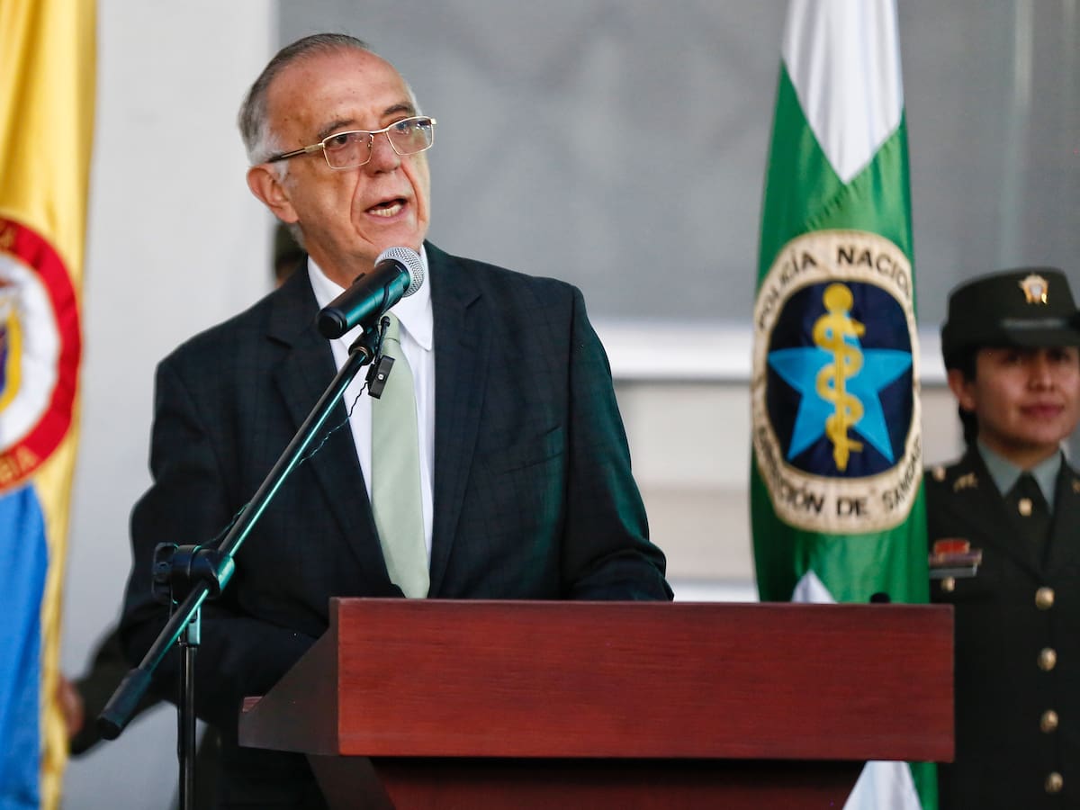Ministro de Defensa se pronuncia ante posibles casos de ‘chuzadas’ en el Gobierno