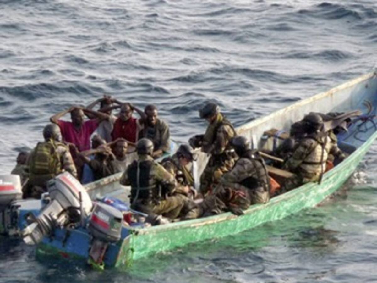 Francia rescata un yate secuestrado por los piratas