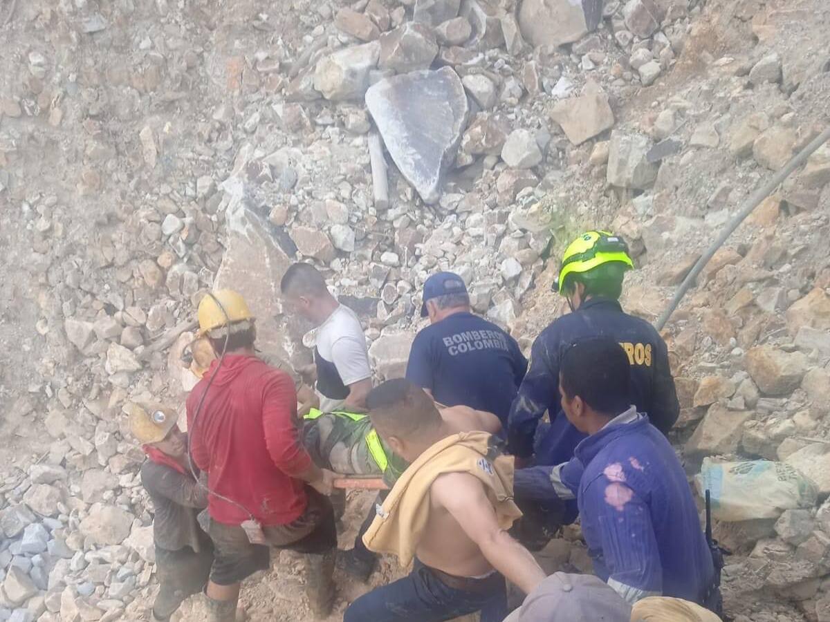 Mineros resultaron heridos tras estar atrapados en medio de bultos de minerales