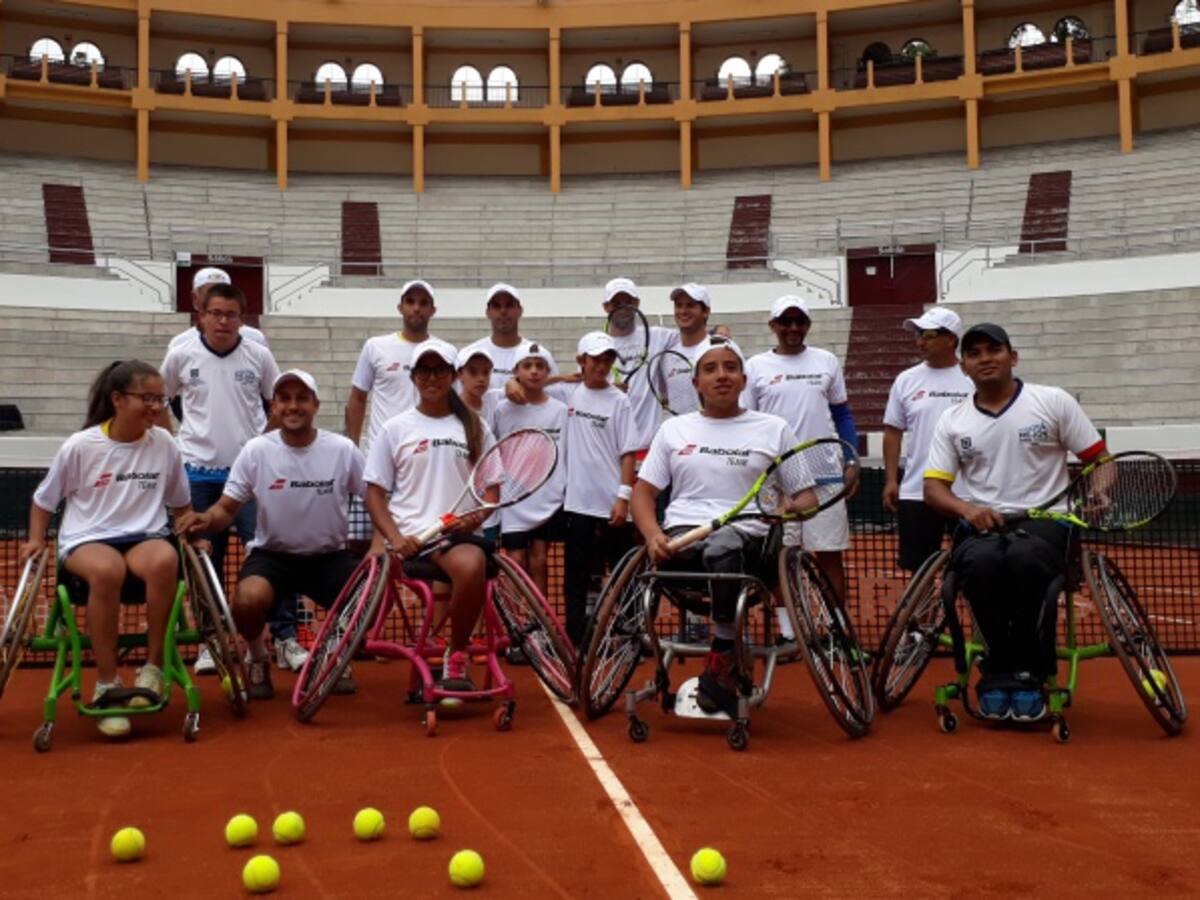 Partido de exhibición entre Selección Colombia de silla de ruedas y la de Copa Davis
