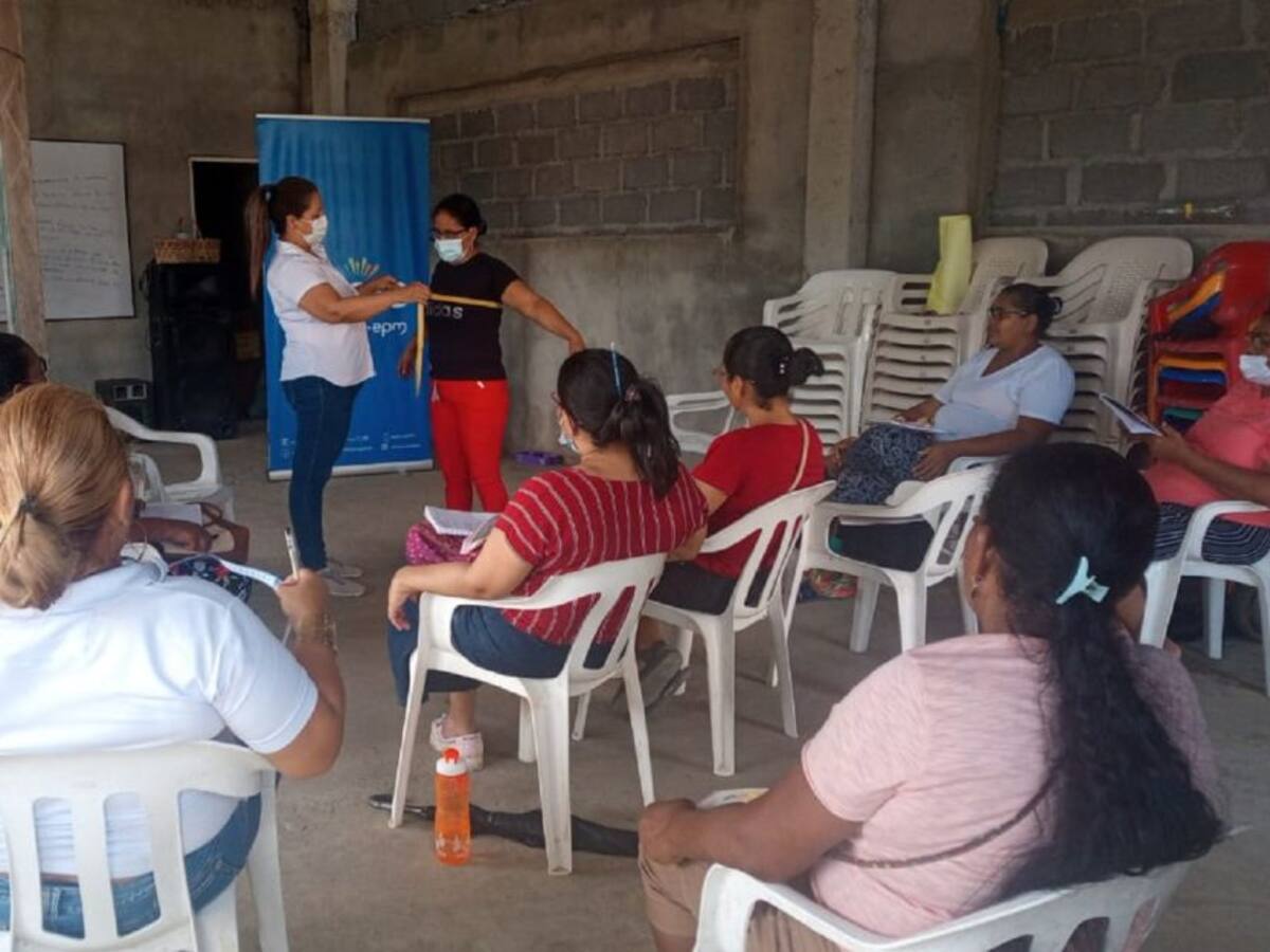 Afinia lidera proyectos en beneficio de las madres cabeza de hogar