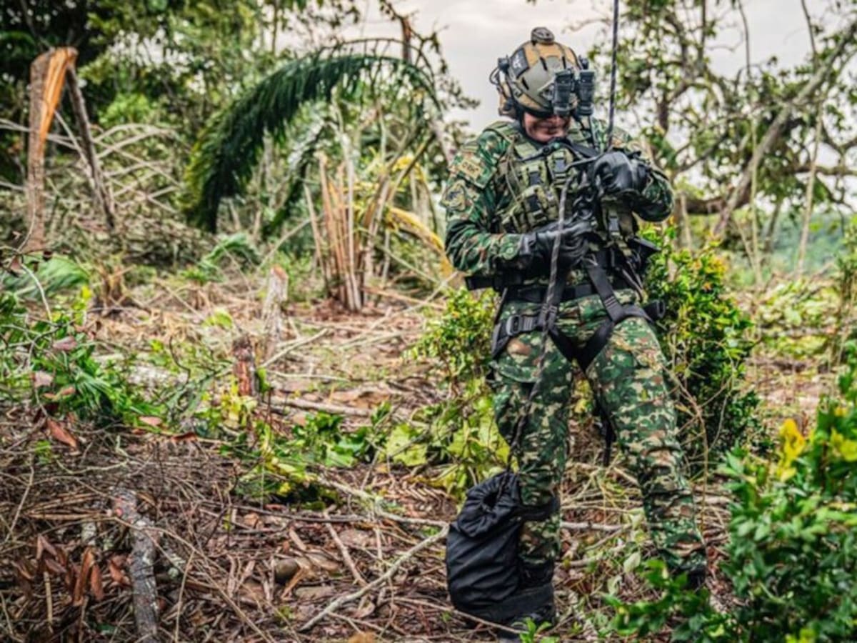 20 de julio: Ejército presentó su nuevo uniforme (fotos)