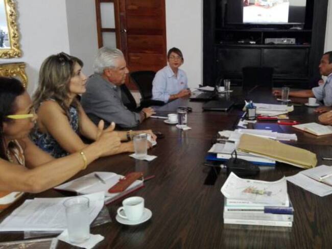Ante protestas de comunidad en Cartagena, Electricaribe vuelve a prometer mejoras