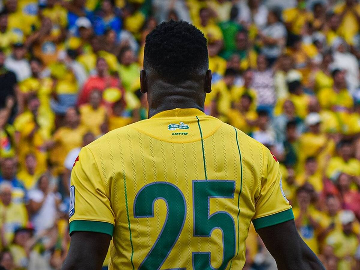 Bucaramanga goleó a La Equidad y acabó con el único invicto del campeonato