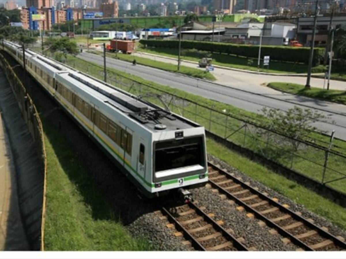 Expertos en tranvías y transformación urbana se reúnen en Medellín