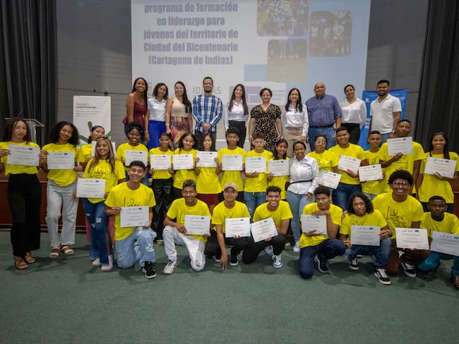 Jóvenes de Bicentenario culminan formación en liderazgo para la transformación social