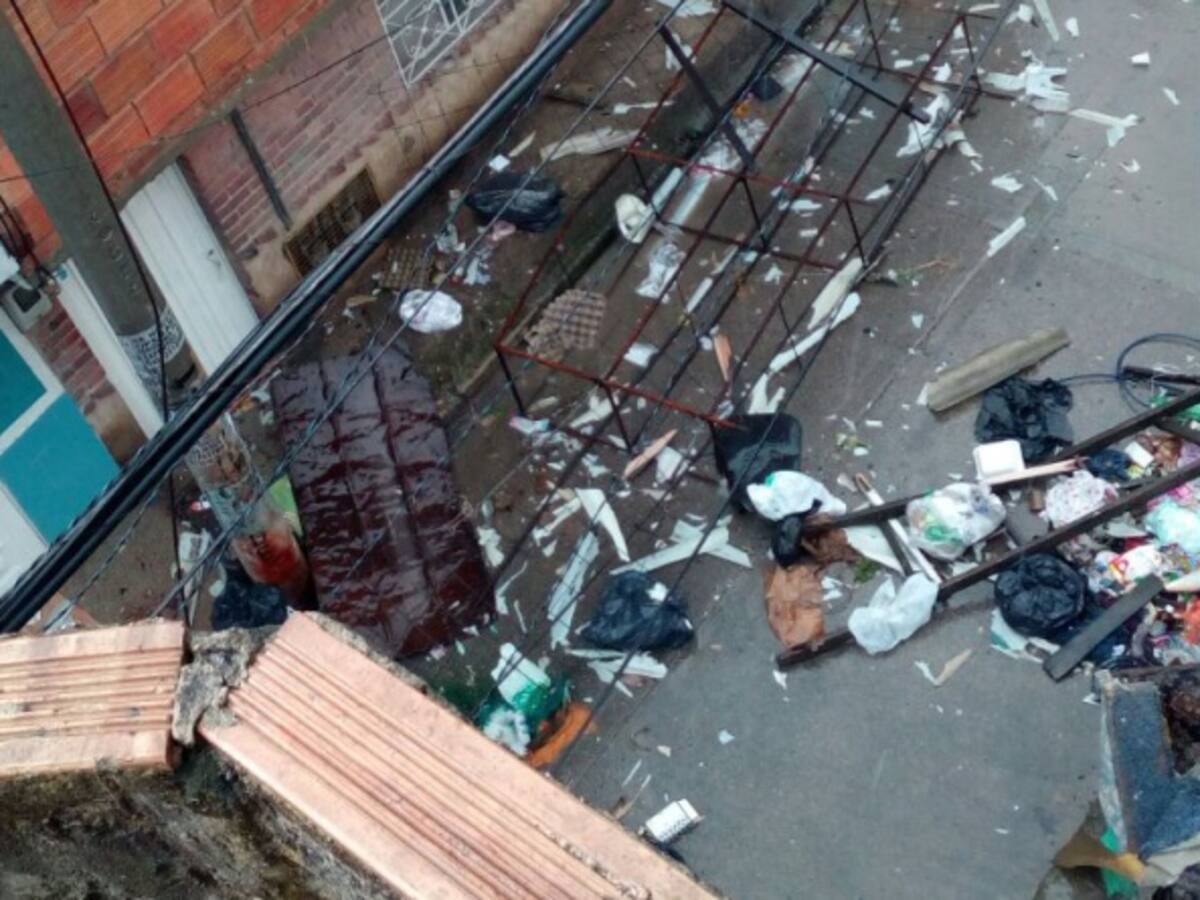 A 98 asciende el número de predios afectados por un vendaval en Usme