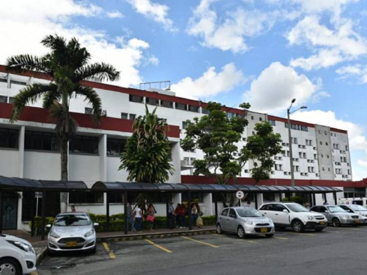 Versiones divididas en el caso de una mujer que quiso acabar con su vida