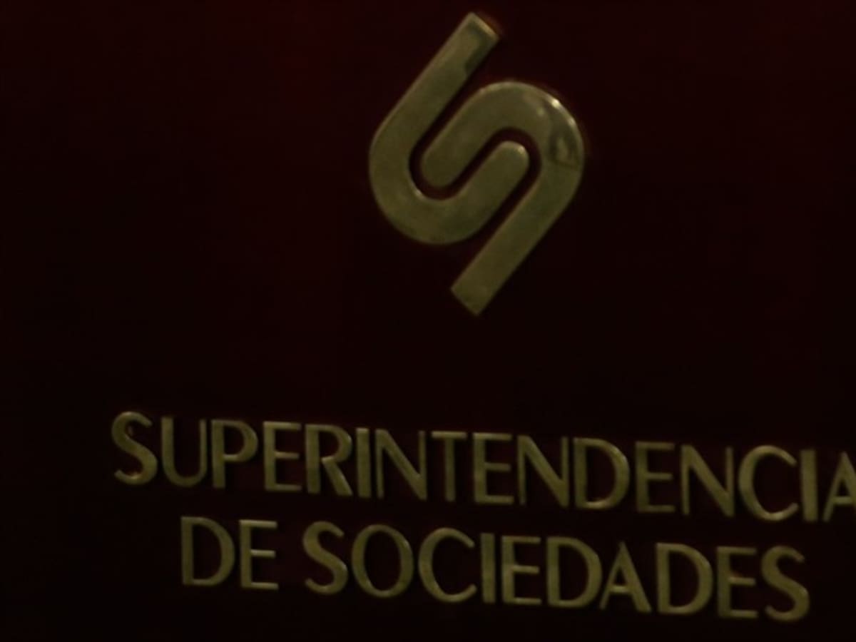 Supersociedades exige a compañías adoptar controles adecuados contra soborno internacional