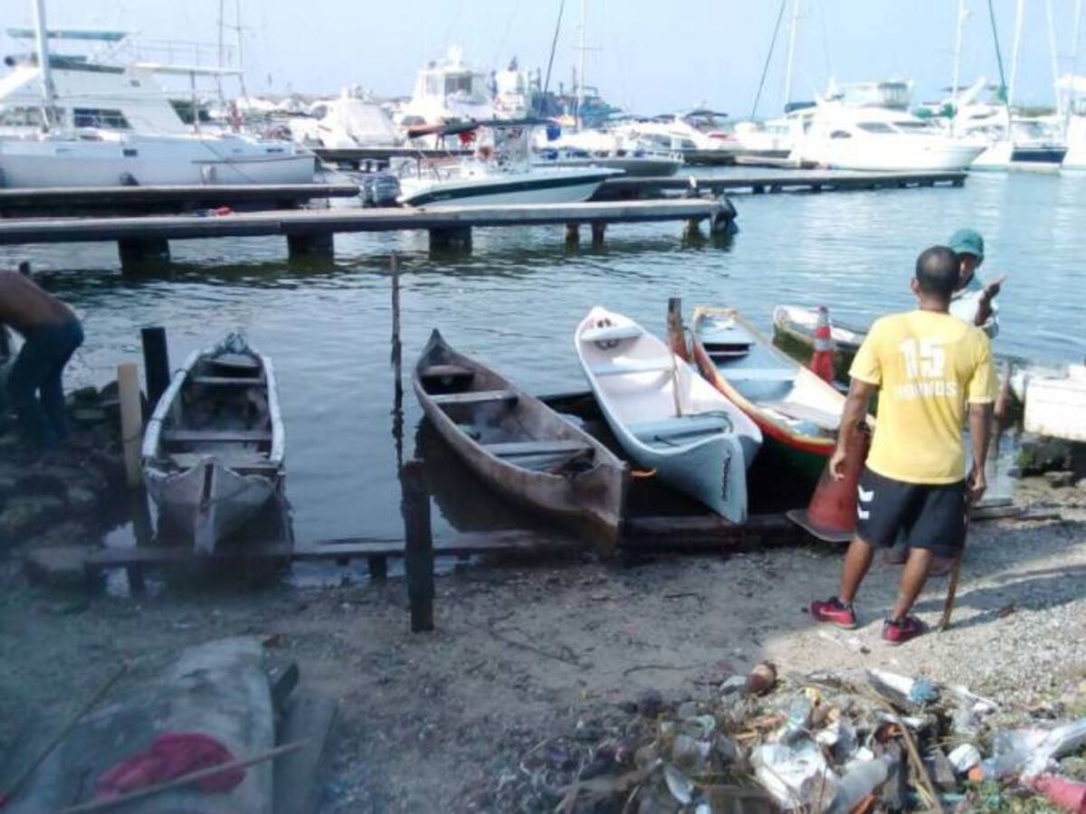 Pescadores se oponen a licencia ambiental para obras en puerto Compas en Cartagena