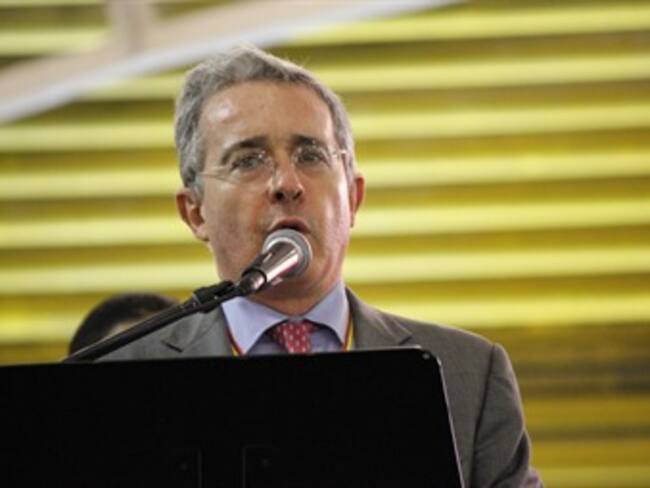 Uribismo defiende a Zuluaga y dice que hay un montaje