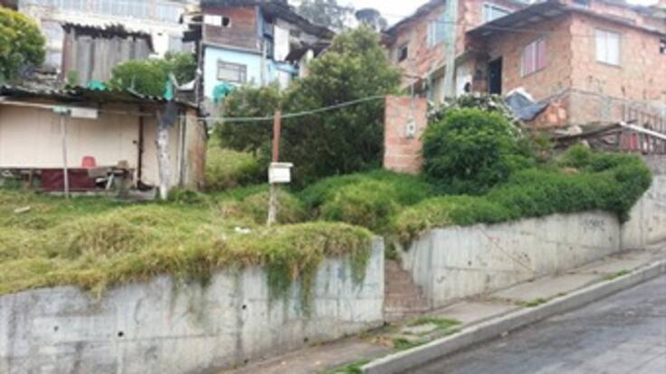 Atacan CAI móvil de la Policía en Usaquén