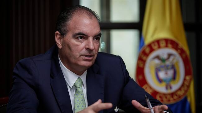 Aurelio Iragorri radicó el primer proyecto de implementación del punto agrario de los acuerdos con las Farc. Foto: Colprensa - Mauricio Alvarado