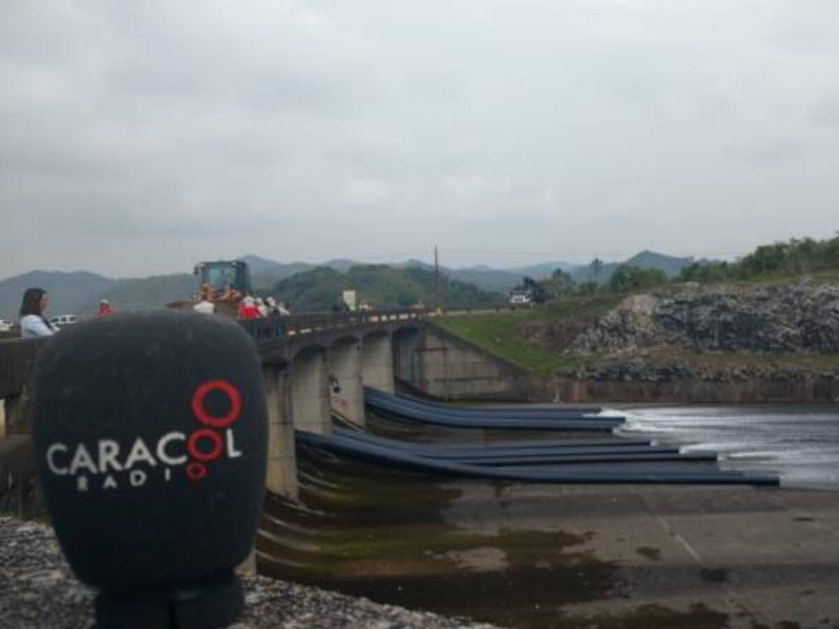 En 40% avanza puesta en marcha de primeras dos turbinas en central Guatapé