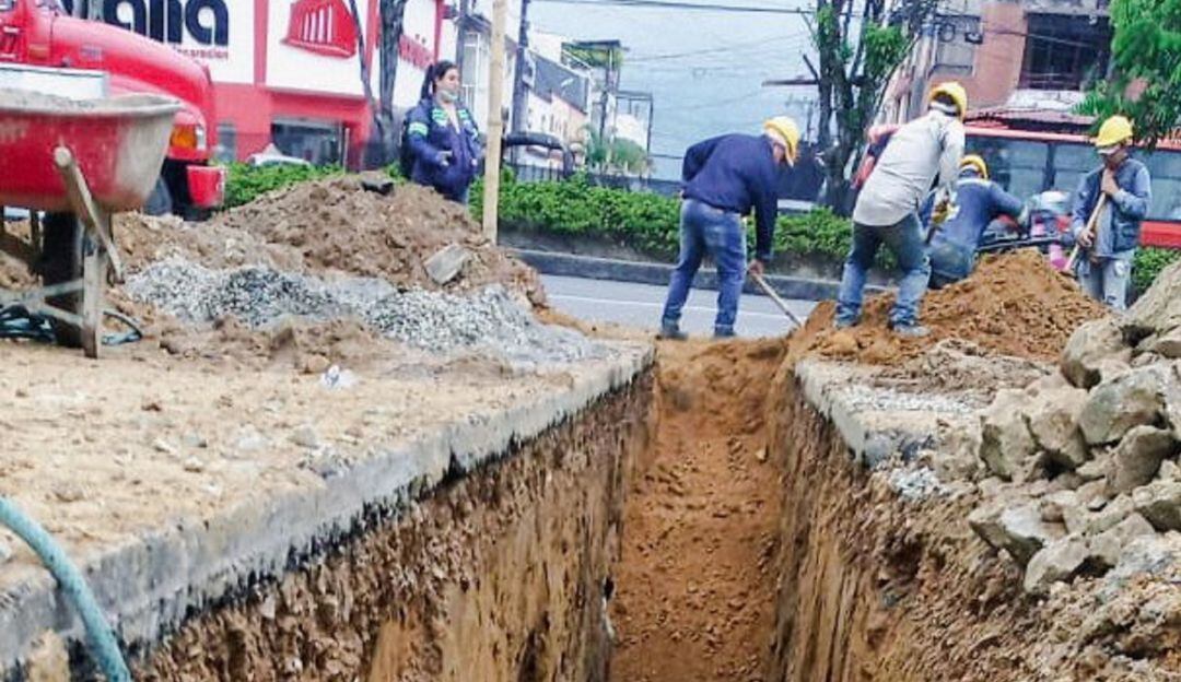 Obras de acueducto y alcantarilla en Ibagué
