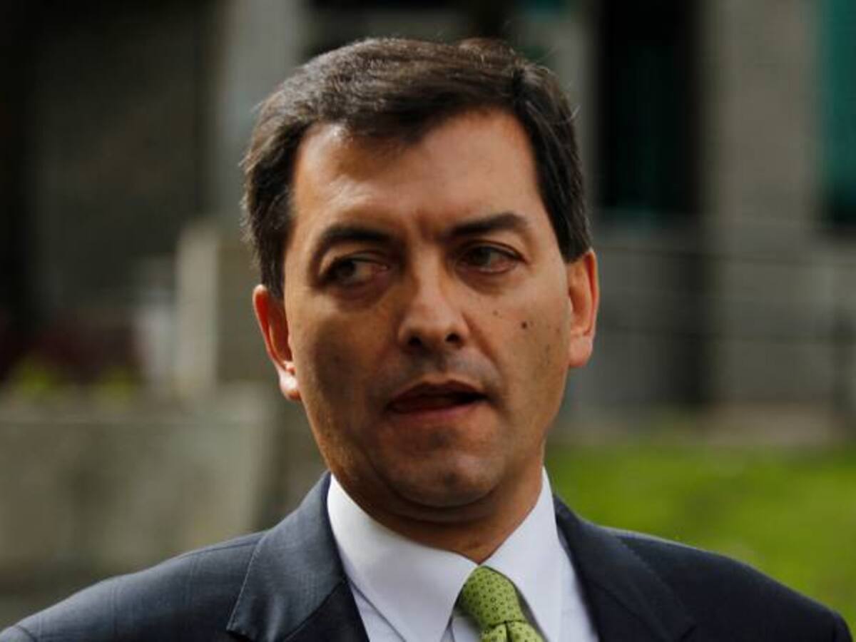 En firme proceso a Luis Alfonso Hoyos por caso hacker