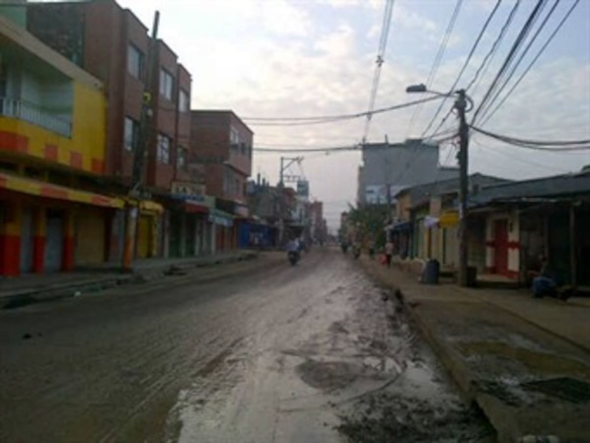 Paro armado en Córdoba tiene incomunicado al municipio de Puerto Libertador