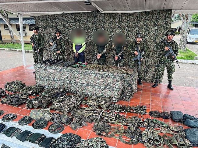 Cortesía: Ejército Nacional. 3 capturados en operación al sur de Bolívar.