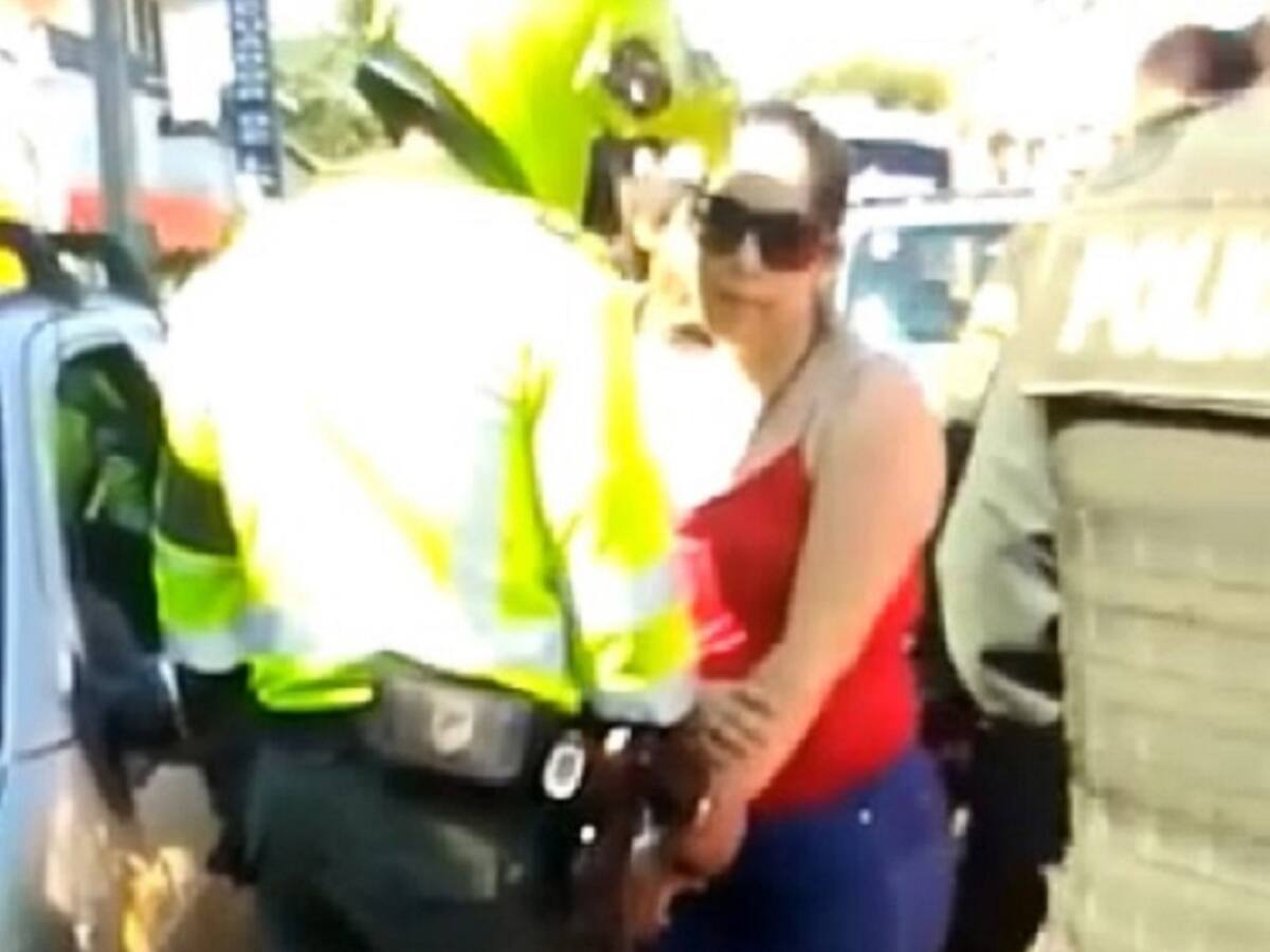 Familiares de mujer que arrolló a policía piden garantías en el proceso
