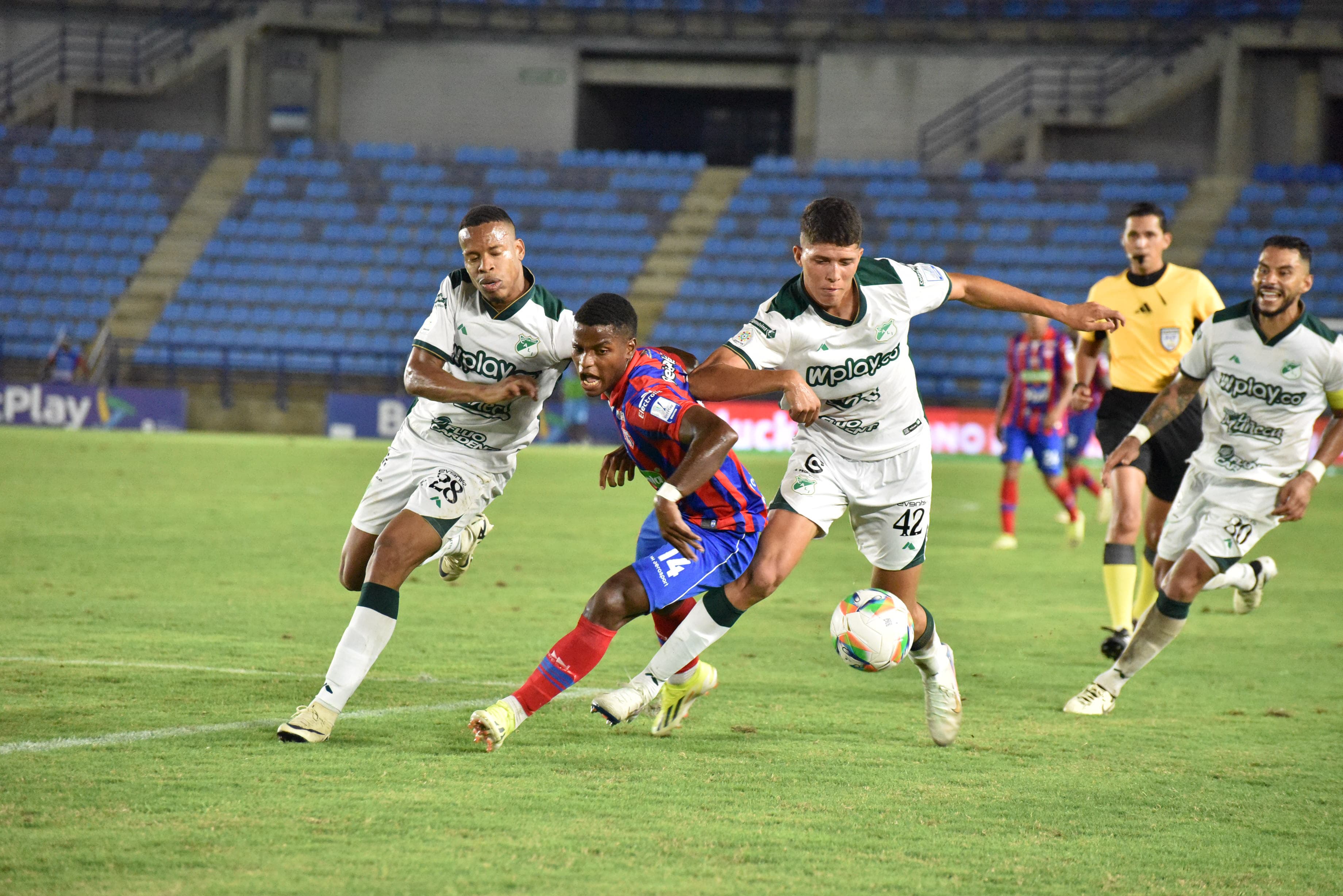 Duelo de Liga entre Unión Magdalena y Deportivo Cali en Santa Marta / Colprensa