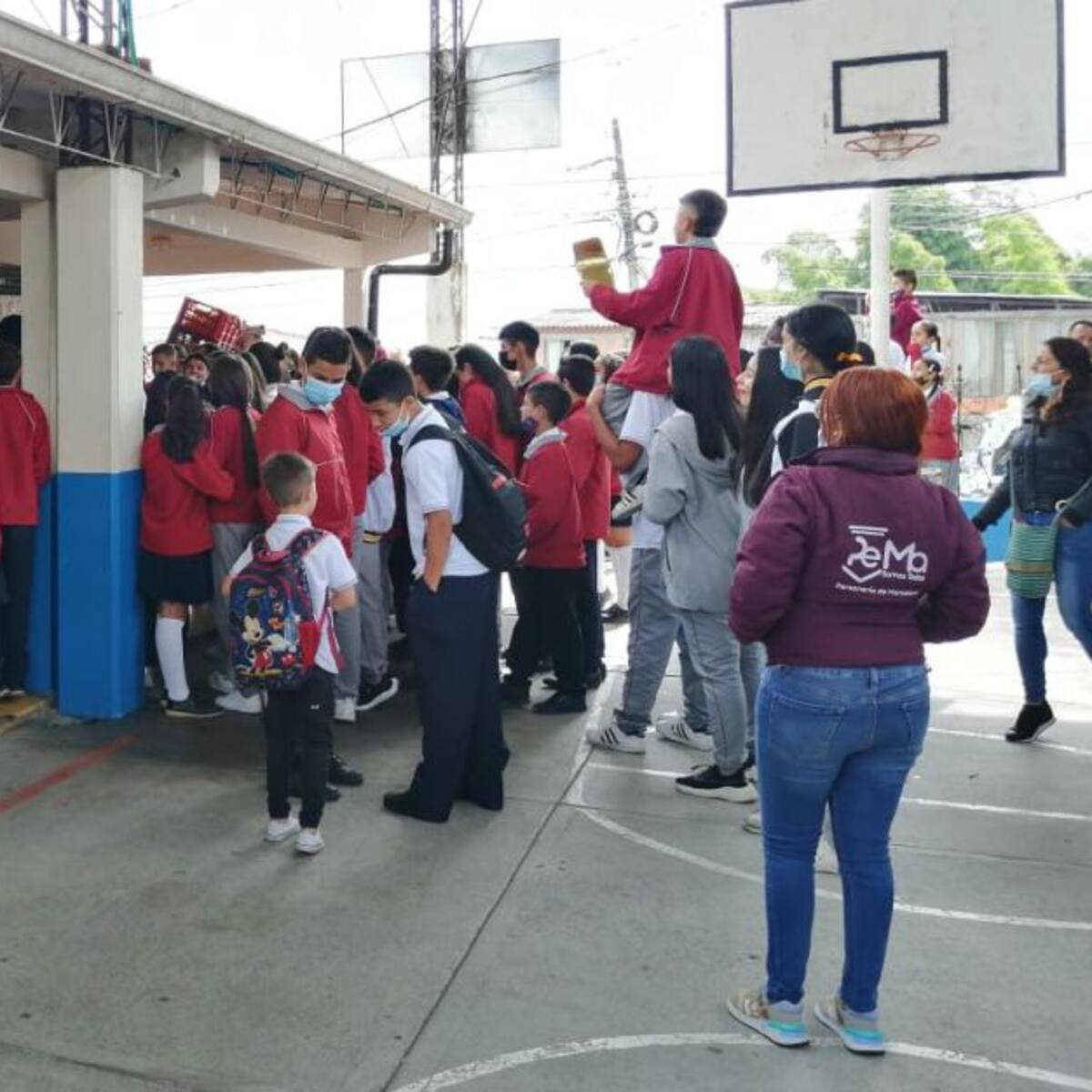 Personería de Manizales verifica quejas allegadas del colegio María Goretti