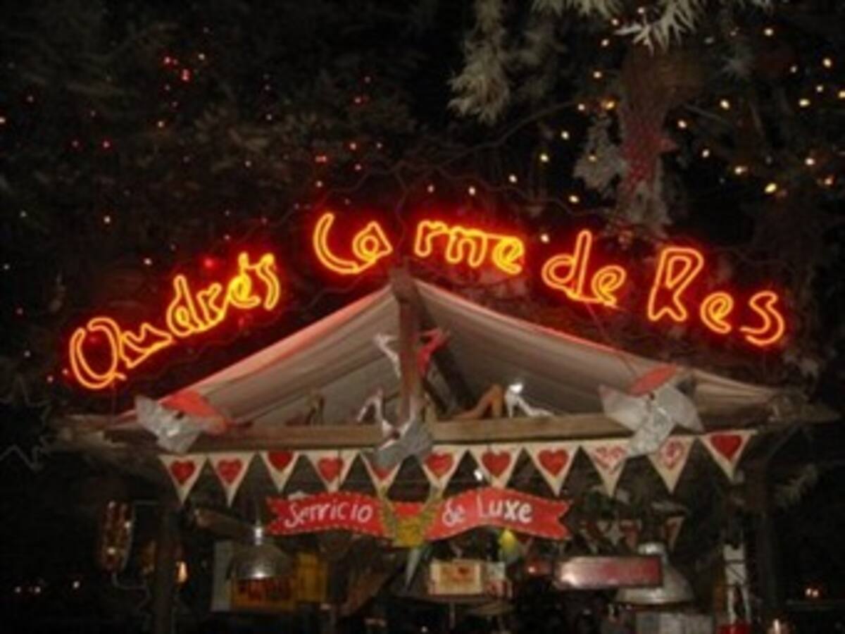 En ‘Andrés’ cobrarían para permitir relaciones sexuales en parqueadero