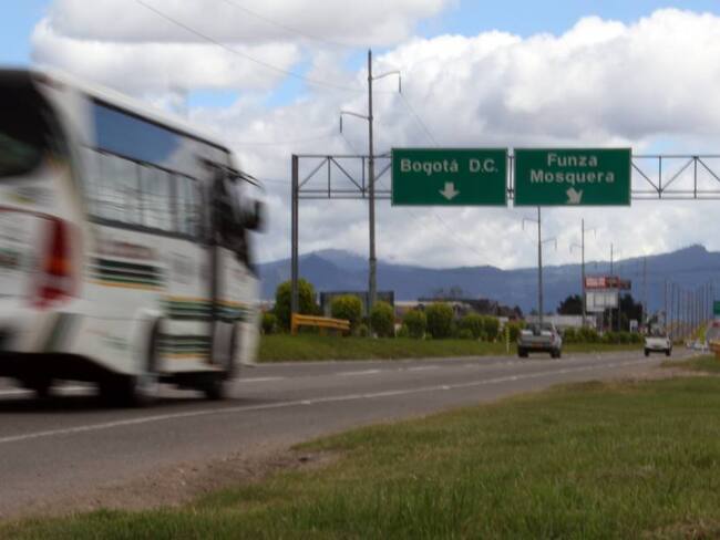 Puente festivo: 602.000 vehículos han transitado por vías de Cundinamarca