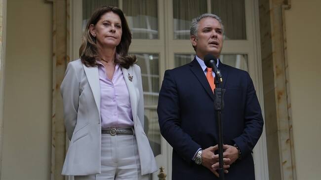 El CNE le entregó a Iván Duque y Marta Lucía Ramírez la credencial que acredita su elección. Foto: Colprensa