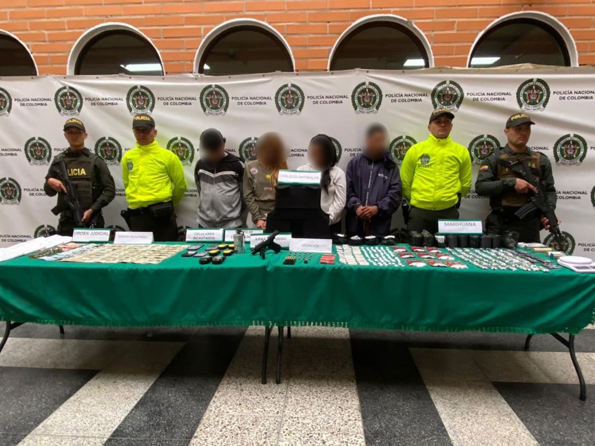 Detienen a personas que desplazaban familias de viviendas de interés social en Bello
