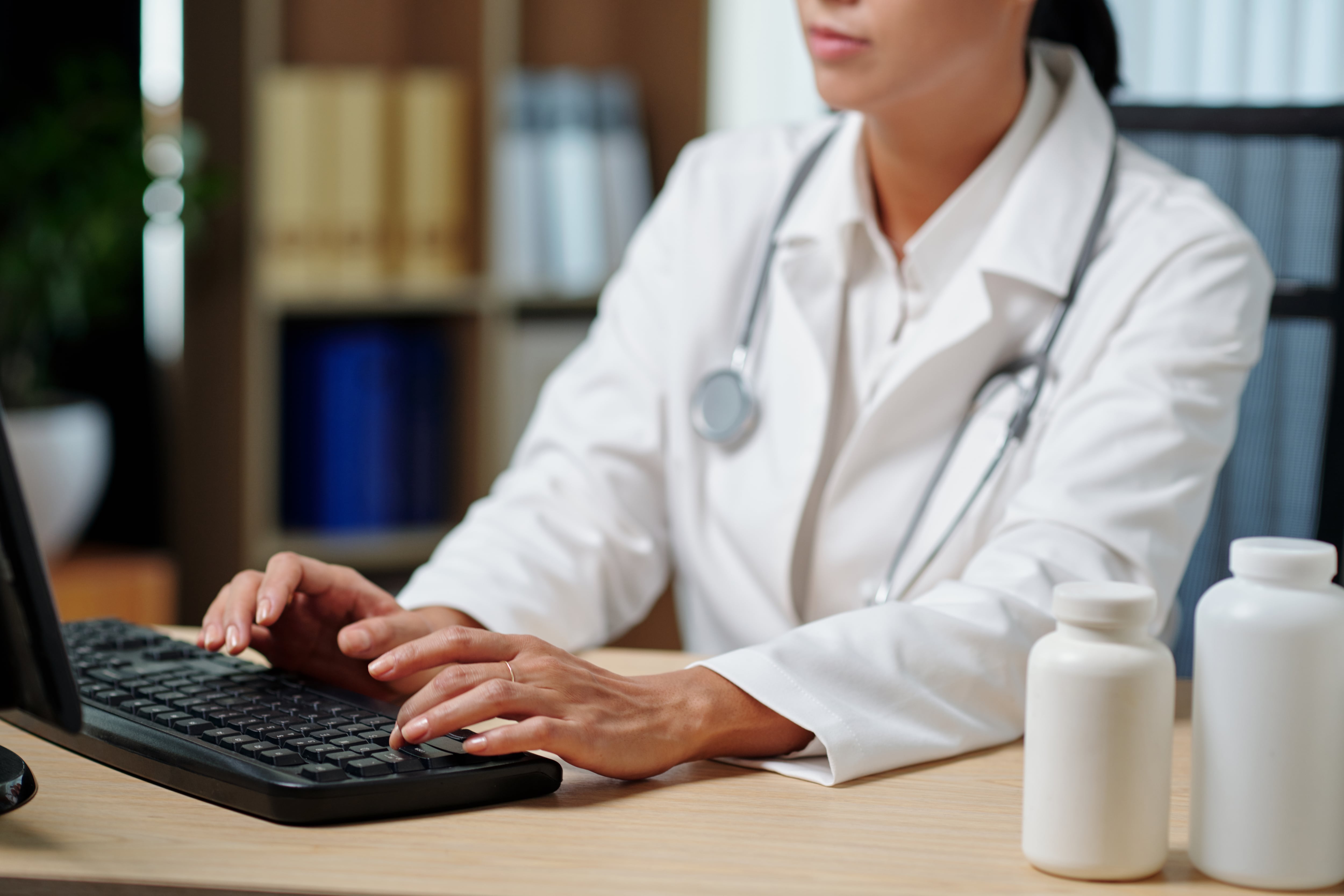 Convocatoria para profesionales del área de la salud, para realización de Servicio Social Obligatorio. Foto Getty Images