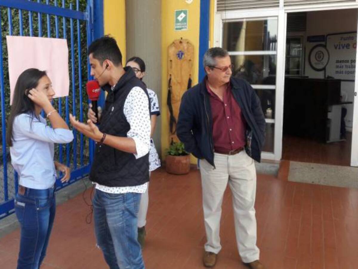 Estudiante de Armenia ganadora concurso nacional de cuento crónica escrita