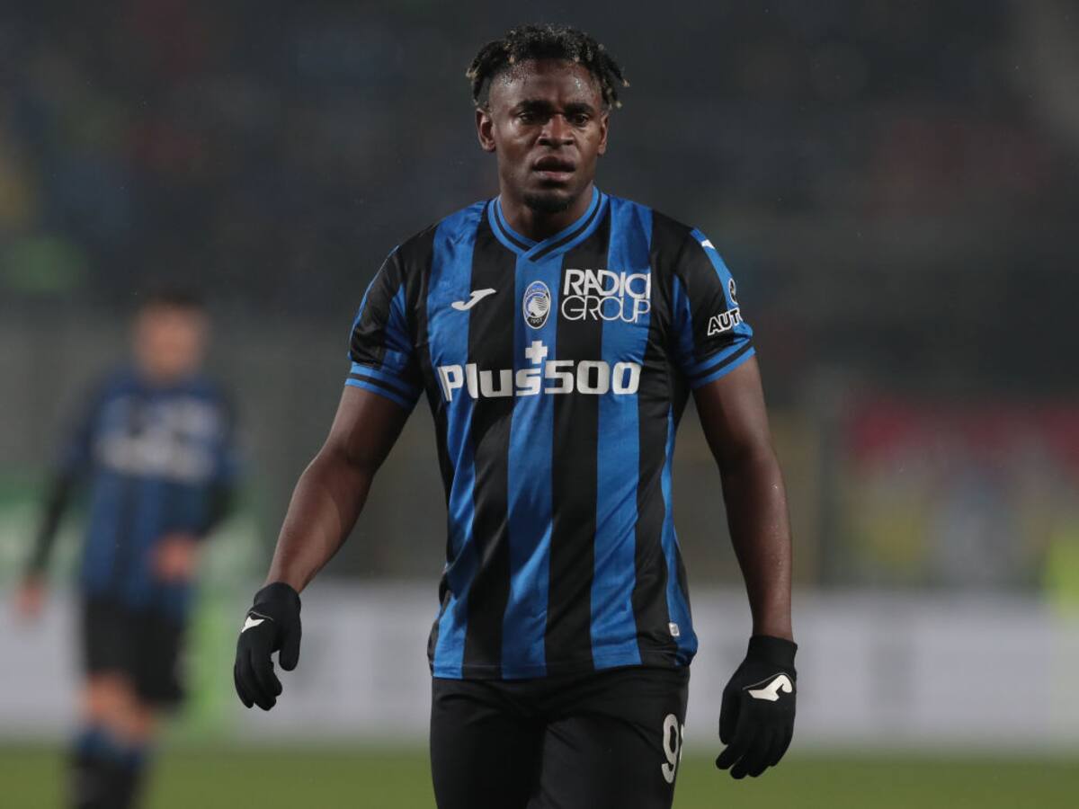 Nuevo problema para Duván Zapata: Gasperini no da parte alentador