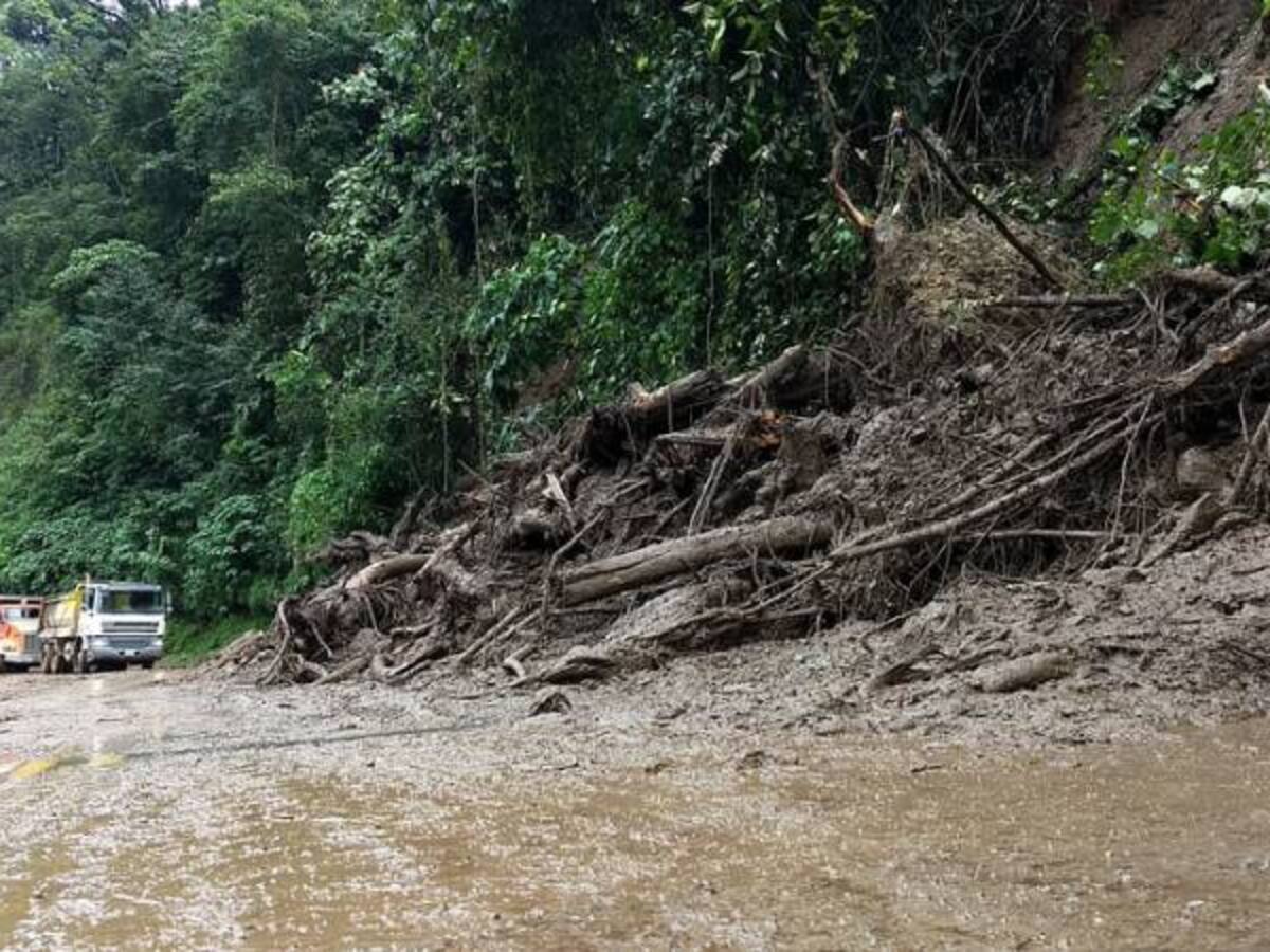 Más de 32.000 campesinos están aislados por derrumbes en el Cauca