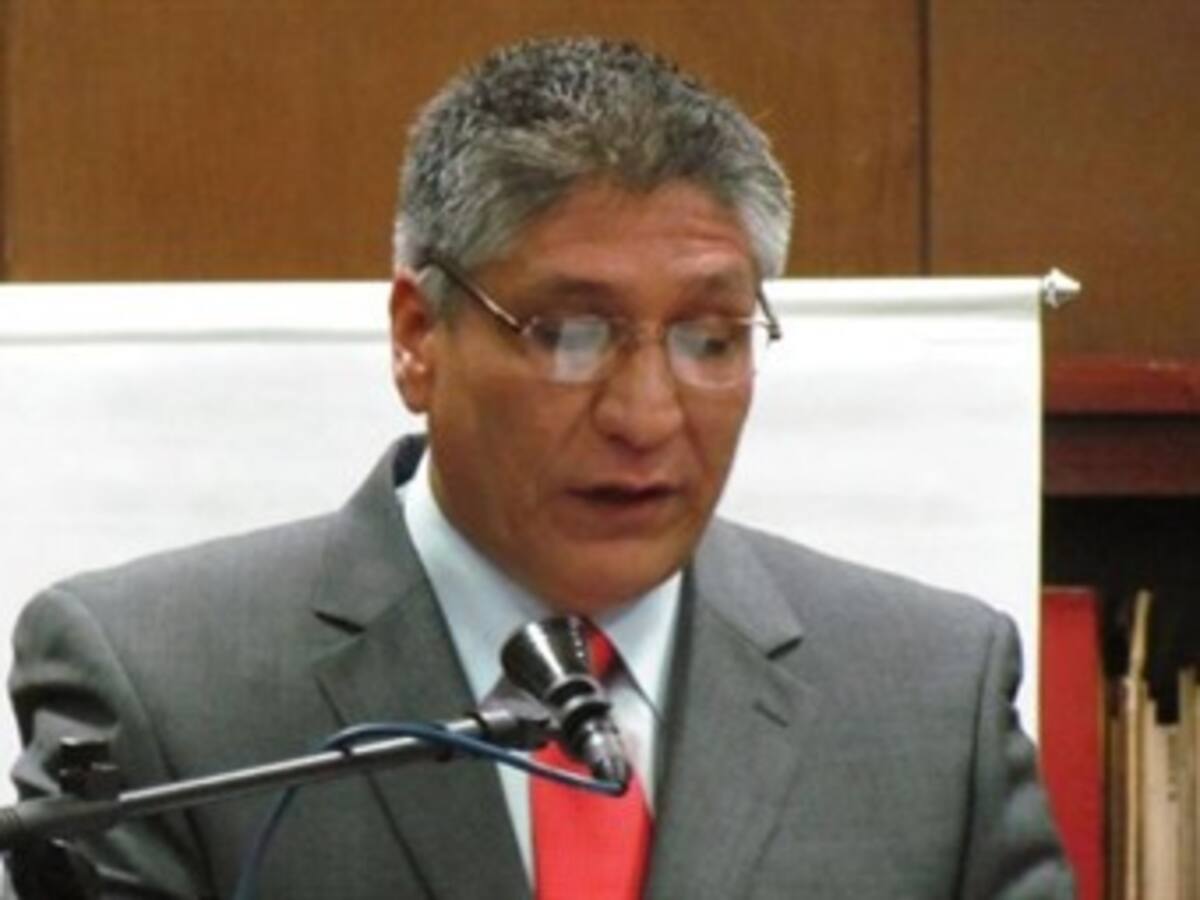 Defensa de Sigifredo López denuncia amenazas de exguerrilleros que pedían dinero a cambio de sus testimonios