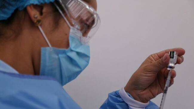 El número de personas fallecidas por COVID-19 en Cartagena desde que inició la pandemia aumentó a 2.176