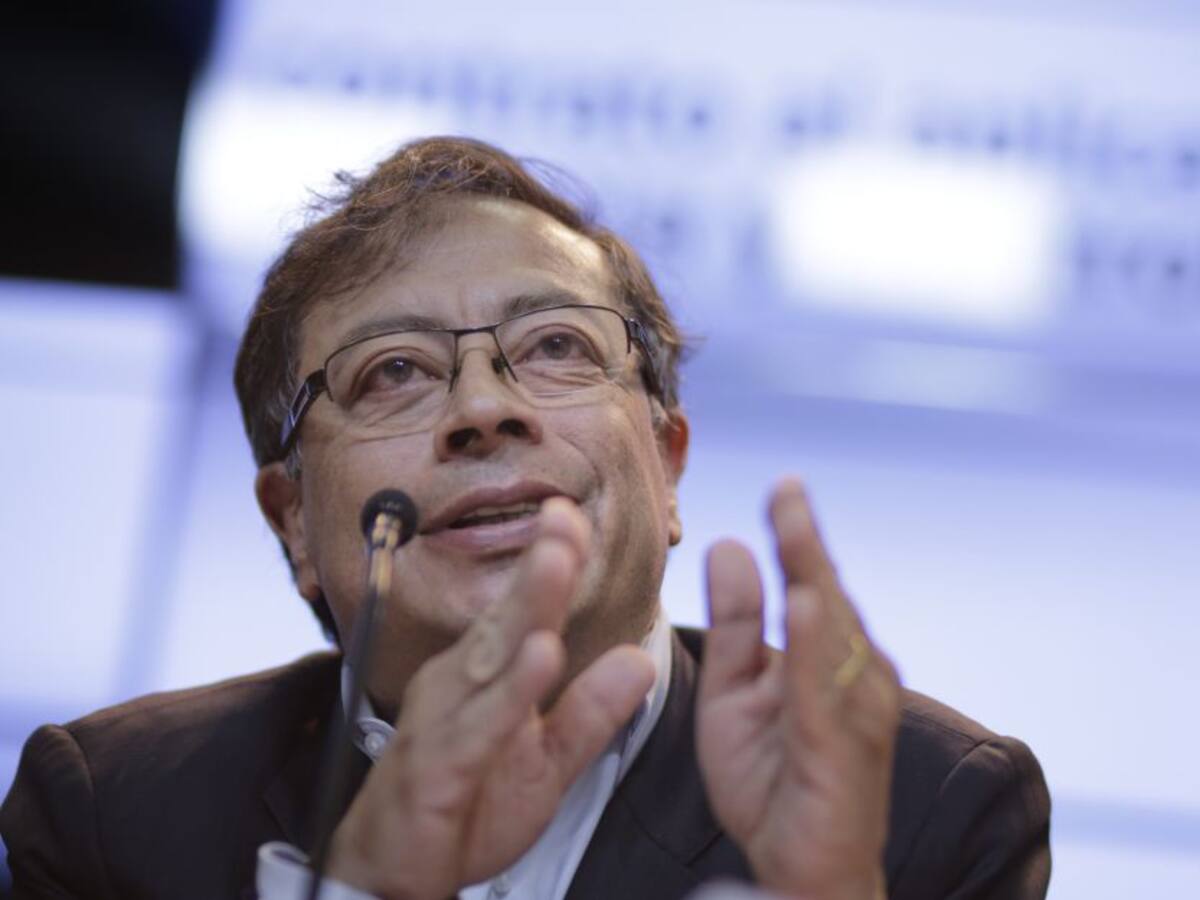 Petro se refiere a publicación que lo señala de ser el promotor del paro