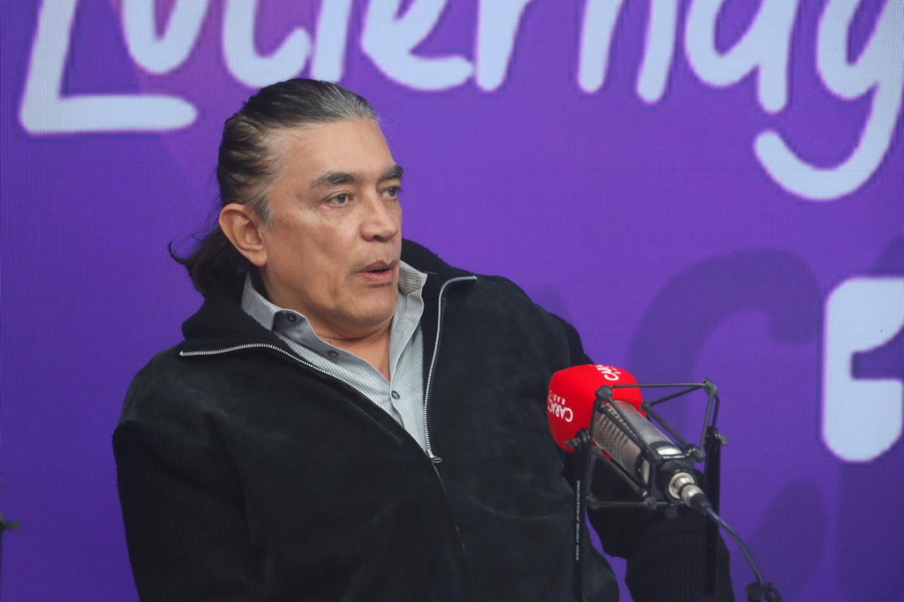 Gustavo Bolívar en Sin Anestesia de La Luciérnaga. / Caracol Radio