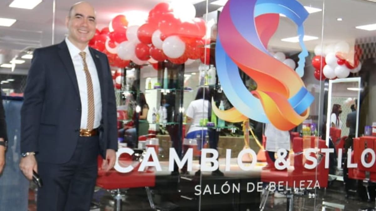 En Cali está la primera universidad de Colombia con salón de belleza