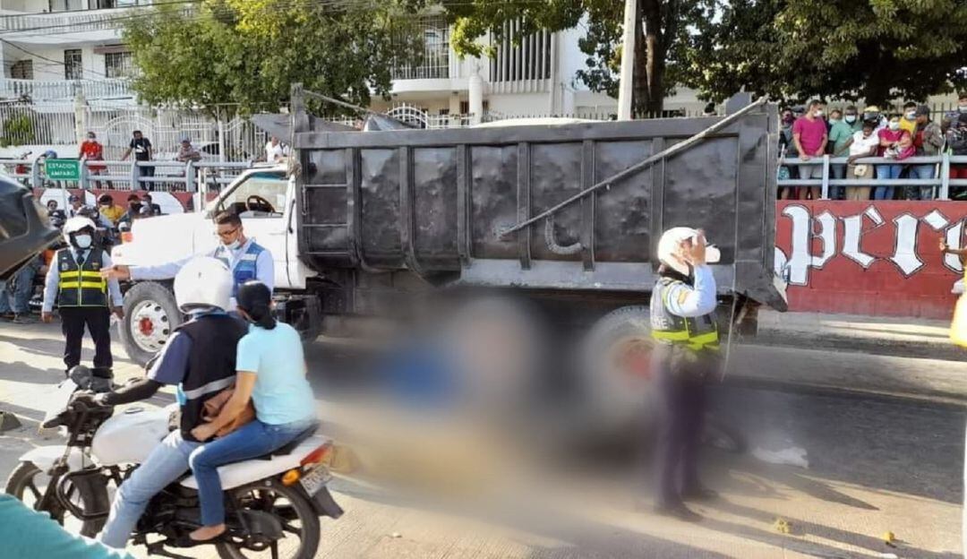 El hecho se registró a la altura de la Bomba El Gallo