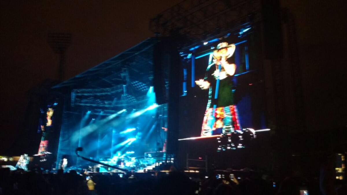 Los aficionados disfrutaron las canciones de la banda estadounidense.