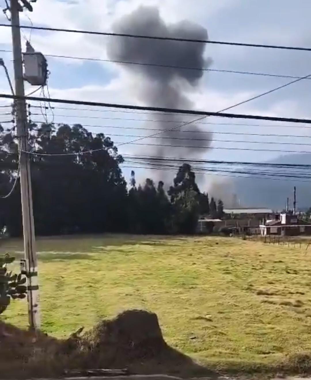 La explosión dentro de la Siderúrgica Nacional de Sogamoso se registró sobre las 5:00 de la tarde / Foto: Facebook